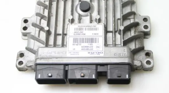 Renault Megane III Engine control unit/module 237100120R