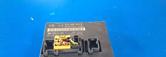 Audi A6 S6 C6 4F Comfort/convenience module 8p0959433b