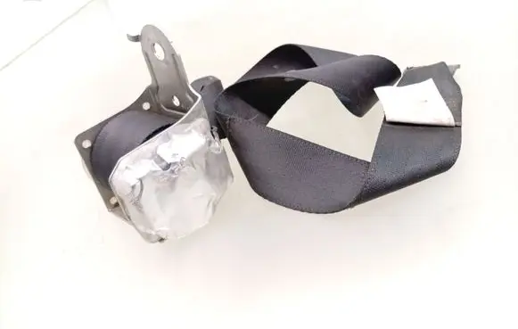 Toyota Auris 150 Rear seatbelt 7P1450