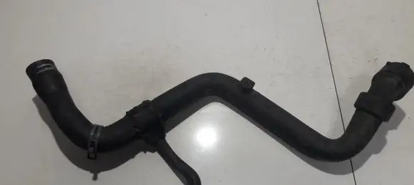 Volkswagen PASSAT B5 Engine coolant pipe/hose 4B0121101E