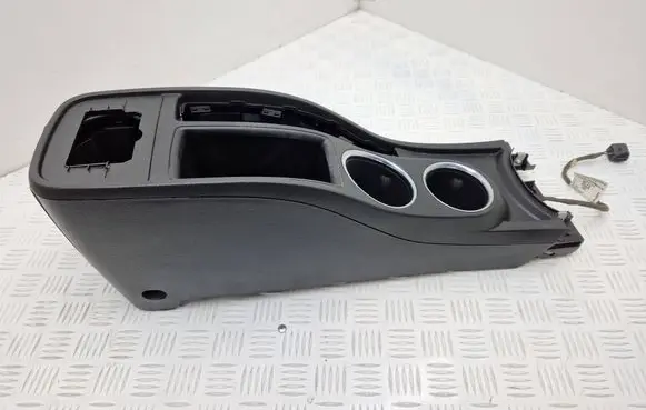 Opel Zafira C Center console 2068559 888403685