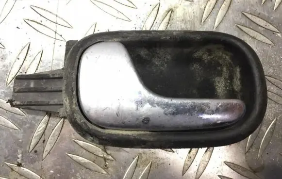 Audi A4 S4 B5 8D Rear door interior handle 8d0839019
