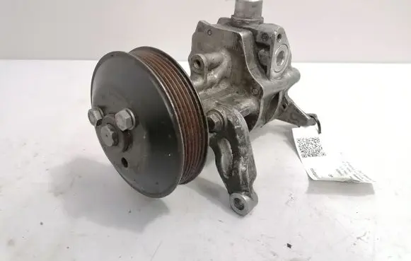 BMW X5 E70 Power steering pump 7516620