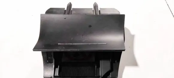 Skoda Octavia Mk2 (1Z) Car ashtray 1z1863077a 1z1857962b