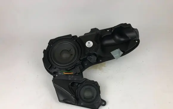 Audi A6 C7 Subwoofer speaker 4G0035299 900165B03204