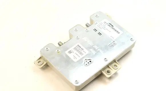 BMW 6 E63 E64 Aerial antenna amplifier 6957348 21367510