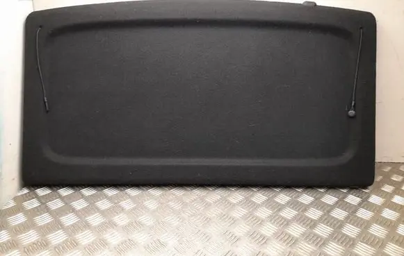 Parcel shelf