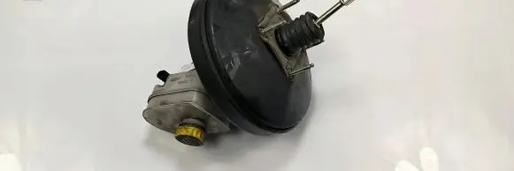 Iveco Daily 35 - 40.10 Master brake cylinder 504269884