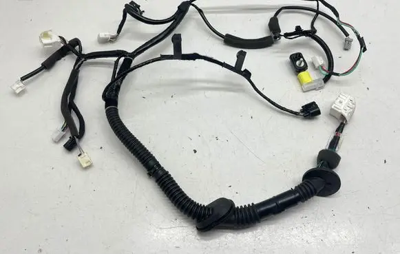 Subaru Legacy VII Front door wiring loom 81820AN11B