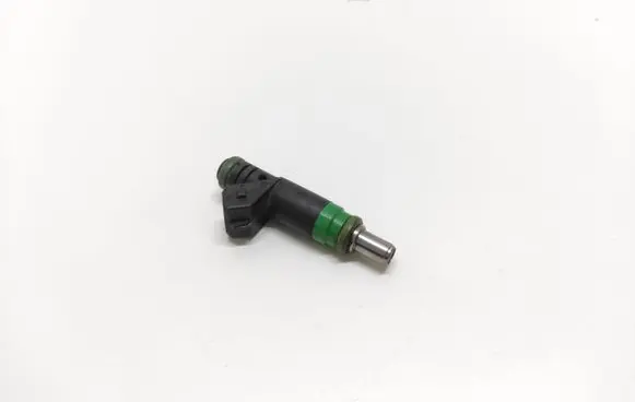 Ford Fusion Fuel injector 3015S15638