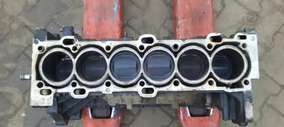 Volvo S80 Engine block 