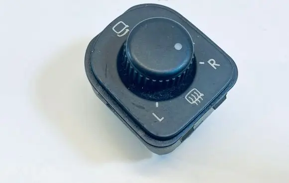 Volkswagen Golf V Wing mirror switch 1K0959565C
