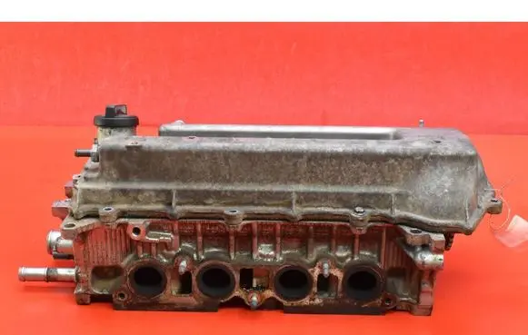 Toyota Avensis Verso Engine head 