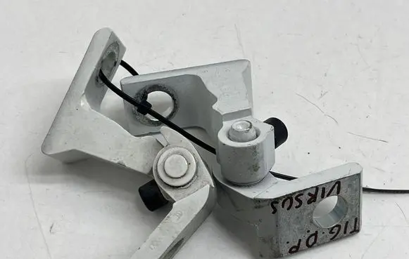 Volkswagen Tiguan Allspace Front door hinge set 8X0831404E
