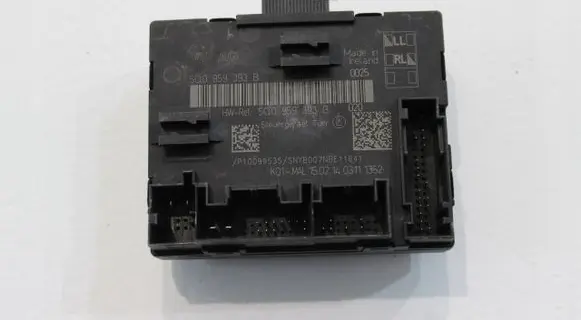 Volkswagen Golf Sportsvan Door control unit/module