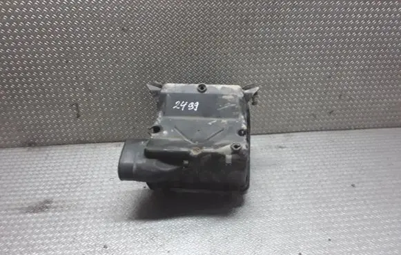 Honda HR-V Air filter box