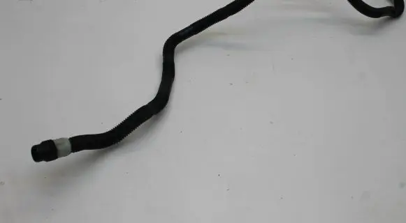 Tesla Model Y Engine coolant pipe/hose