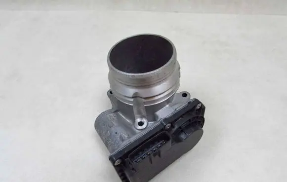 Volvo S90, V90 Throttle valve 31465575 53478