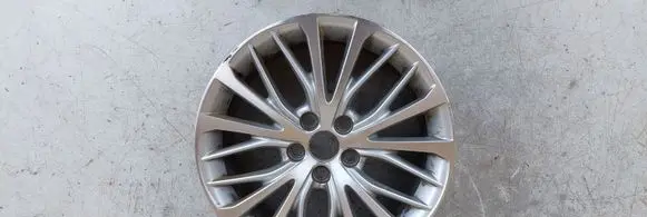 Toyota Camry R18 alloy rim 4261133C80 3327951