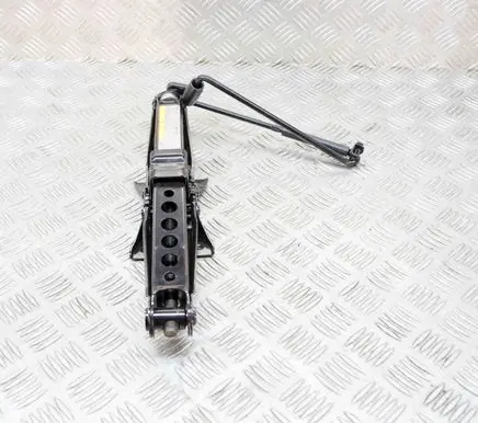 Audi A3 S3 8V Lift Jack 