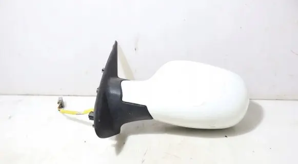 Nissan Micra Front door electric wing mirror 