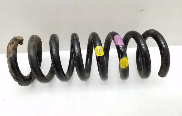Mercedes-Benz C W204 Rear coil spring