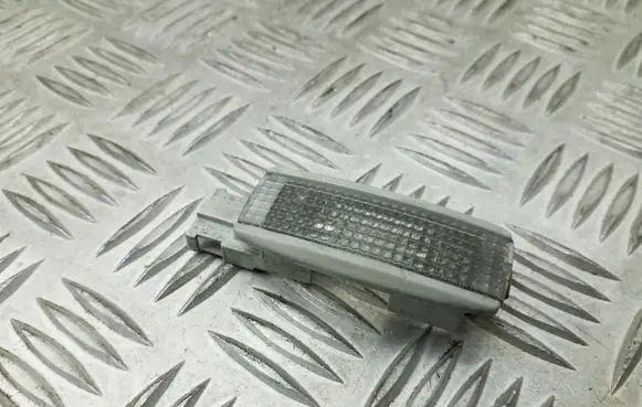 Volkswagen Golf IV Other interior light 3B0947113