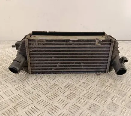 Hyundai i40 Intercooler radiator 282702A510