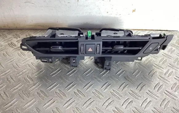 Lexus NX Dash center air vent grill 5567078040 5567078060