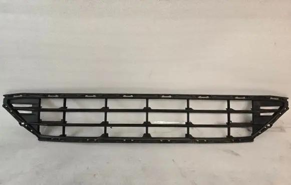 Volvo XC60 Front bumper lower grill 31425175