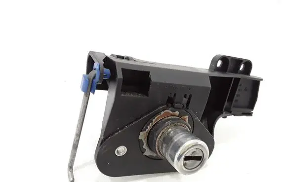 Opel Corsa C Tailgate exterior lock 90534783 90534784 90534785