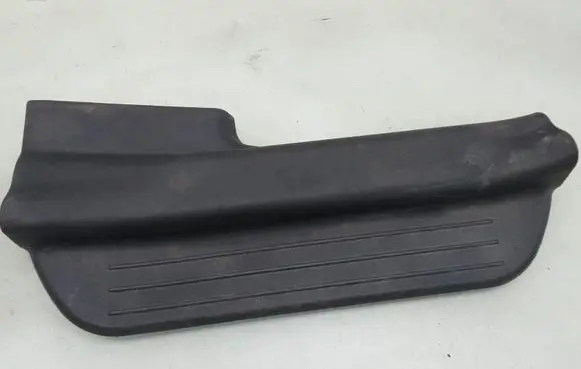 KIA Ceed Rear sill trim cover 858781H000