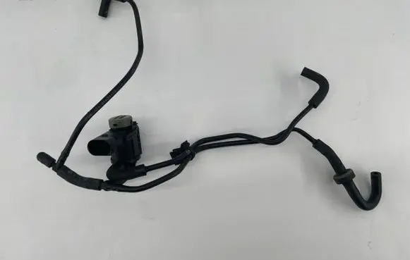 Audi Q5 SQ5 8R Turbo solenoid valve 1K0906283A