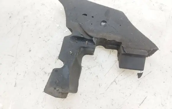 Audi Q5 SQ5 Fender foam support/seal 8R0821197