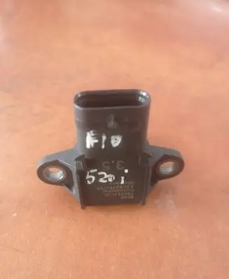 BMW 5 F10 F11 Mass air flow meter 7843531