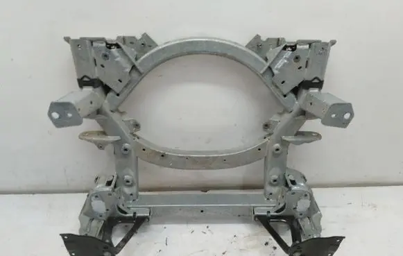 BMW 4 G22 G23 G24 G26 Front axle beam 7915428