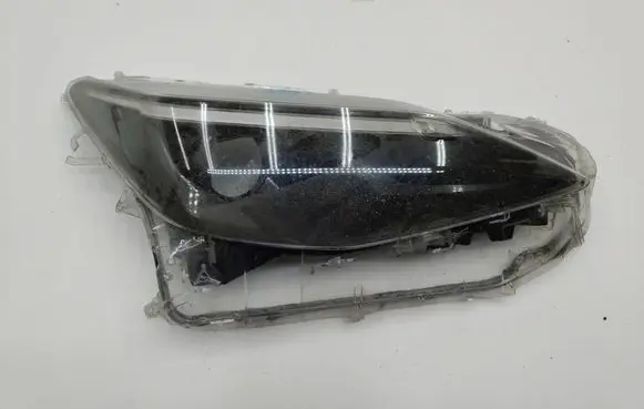 Toyota Yaris Cross Headlight/headlamp 