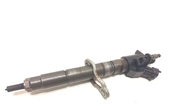 Volvo S60 Fuel injector 31303238 0445116
