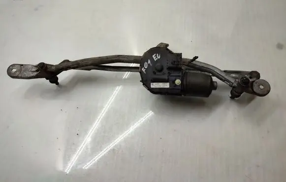 BMW 7 F01 F02 F03 F04 Front wiper linkage and motor 4441879 339701220