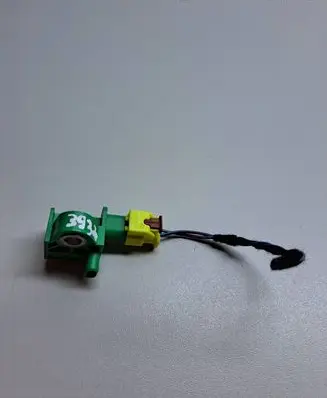 Volkswagen Golf VI Airbag deployment crash/impact sensor 5K0959351 5WK44000