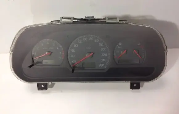 Volvo S40, V40 Speedometer (instrument cluster) 30889710B SW30887756A 00W48D4