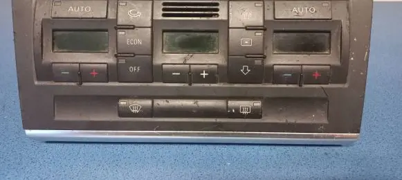Audi A4 S4 B6 8E 8H Climate control unit 8E0820043