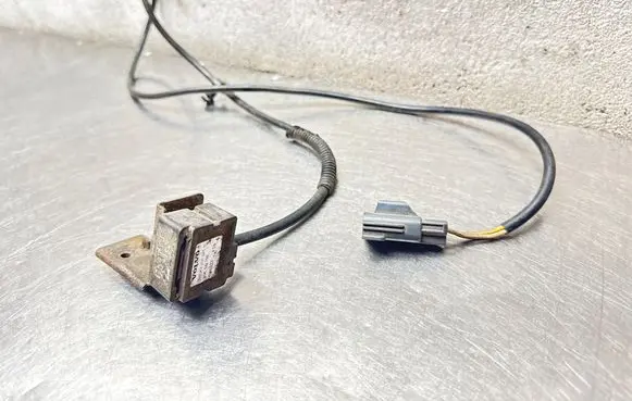 Volvo XC70 Sensor 30658759 04W333