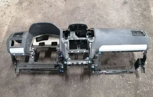 Opel Zafira B Dashboard 13162475