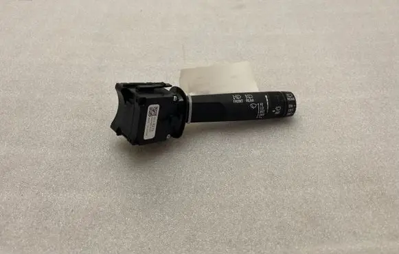 Buick Encore I Wiper control stalk 52154275