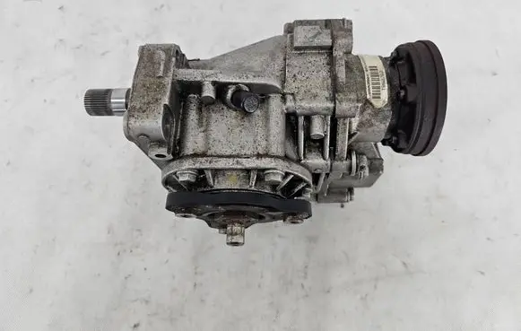Volkswagen PASSAT B7 Rear gearbox reducer/haldex oil pump SPEED0AV40903T 0AV40903T