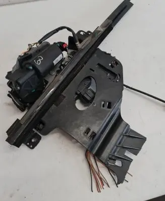Chrysler Voyager Sliding door lock 686AA B070823 0163