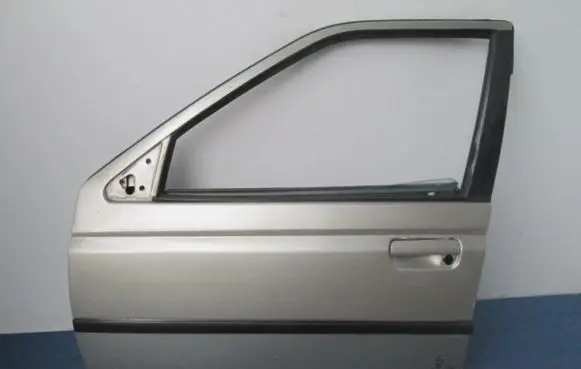Peugeot 605 Front door