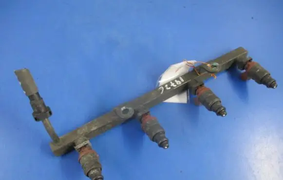 Chevrolet Lacetti Fuel main line pipe