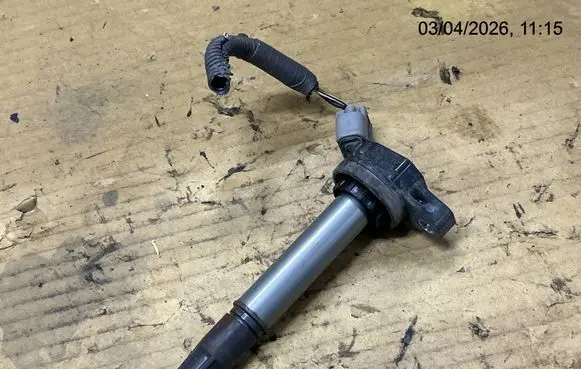 Toyota Prius+ (ZVW40) High voltage ignition coil 9091902258